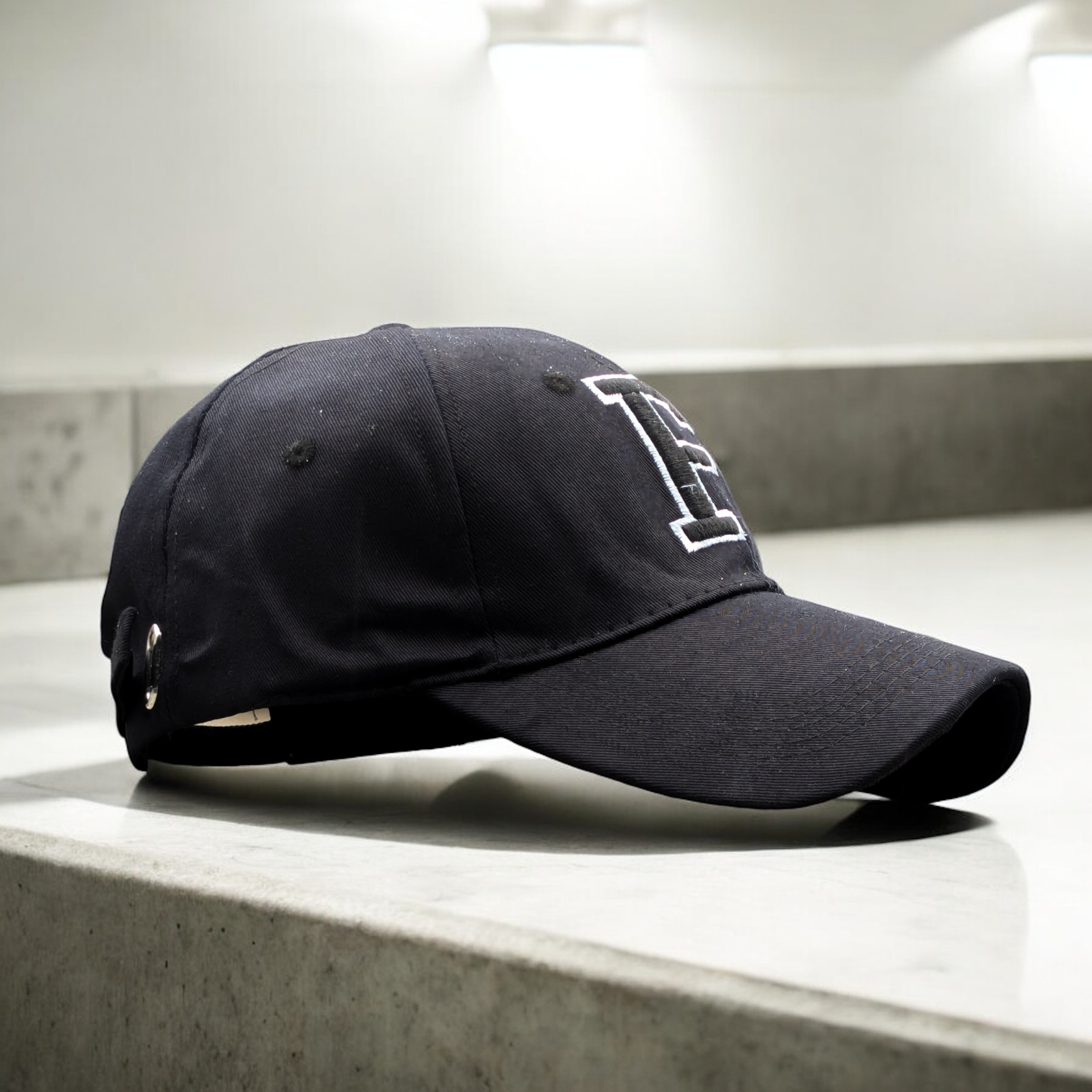Cap [Letter F]
