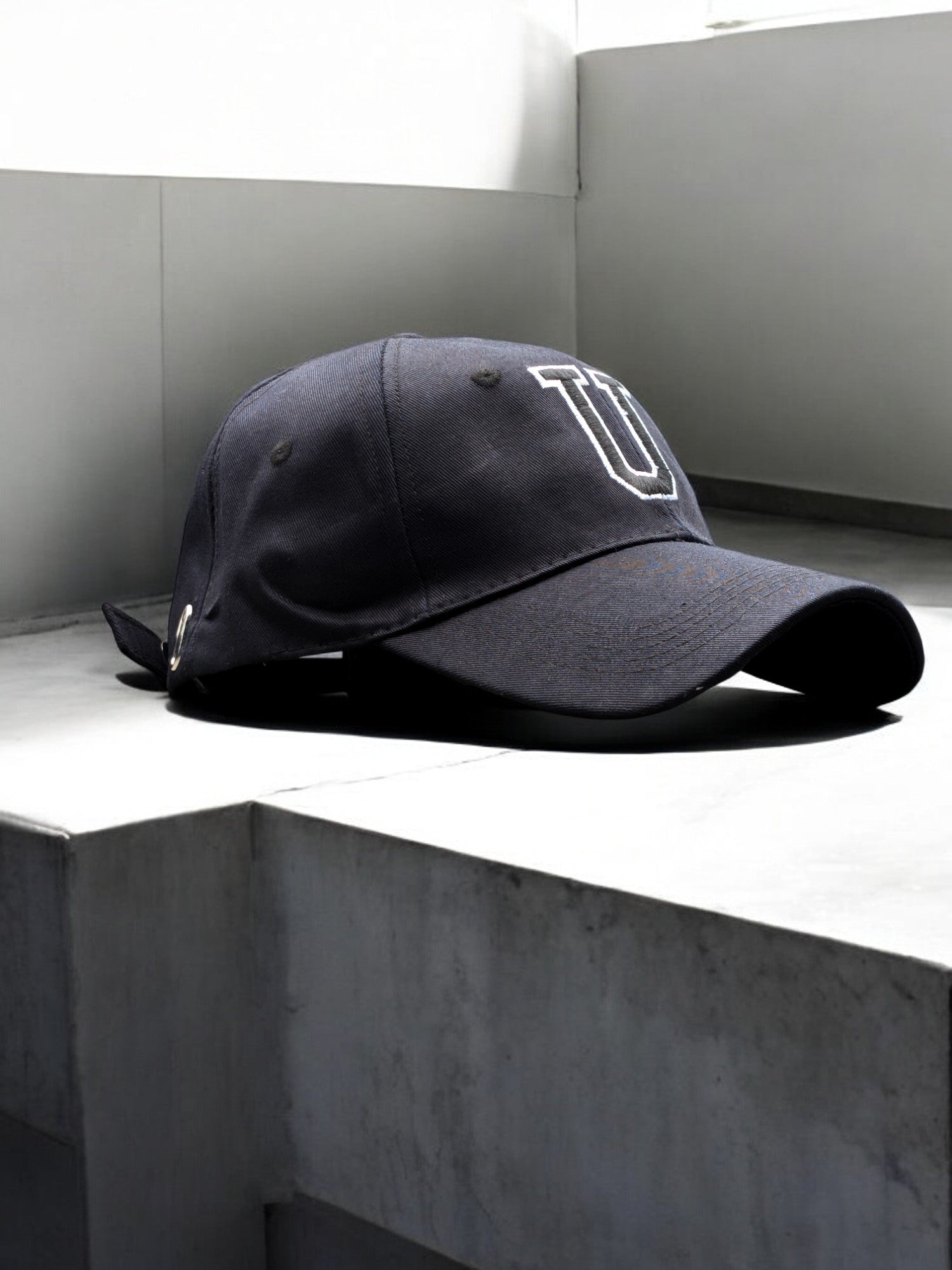 Cap [Letter U]