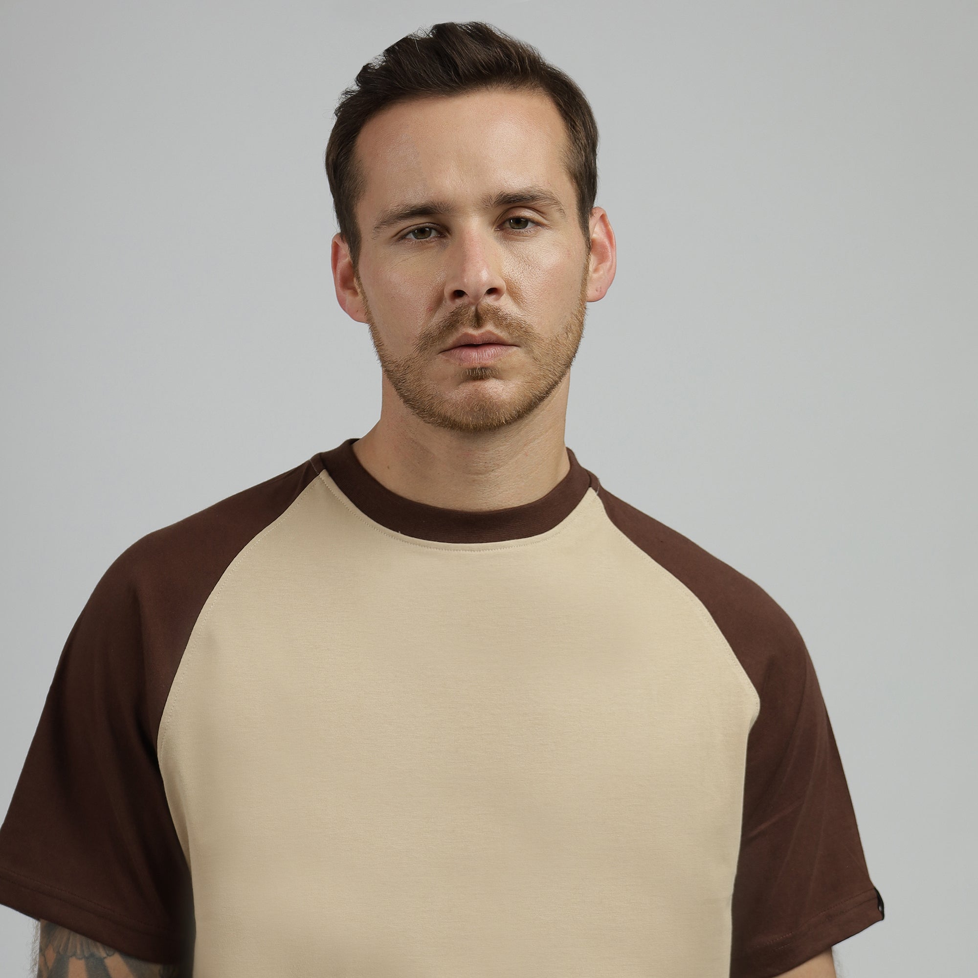raglancoffeebeige_5.jpg